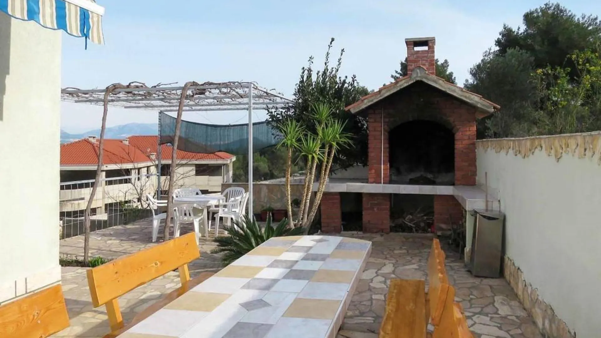 Sea-View Apartments With Pool, Terrace, And Outdoor Lounge In Scenic Ciovo Island Trogir 0*,  Croatia