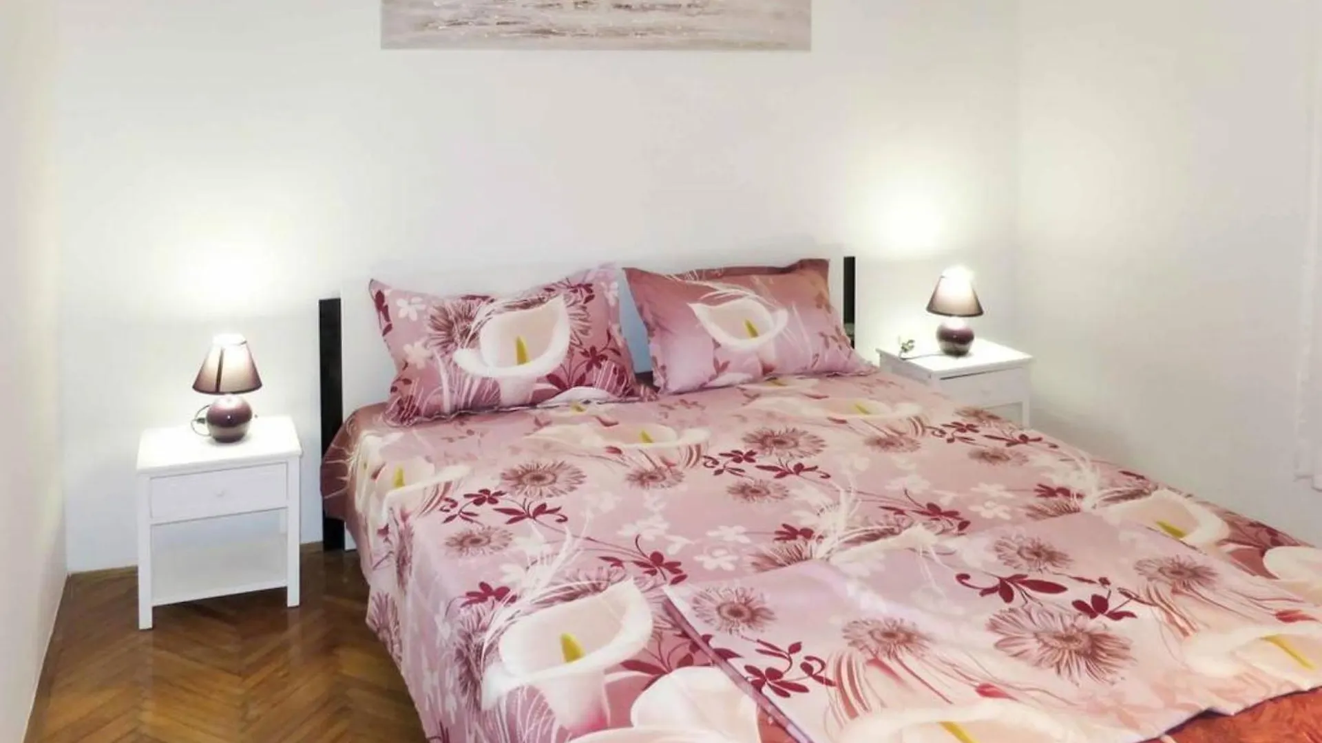 Sea-View Apartments With Pool, Terrace, And Outdoor Lounge In Scenic Ciovo Island Trogir