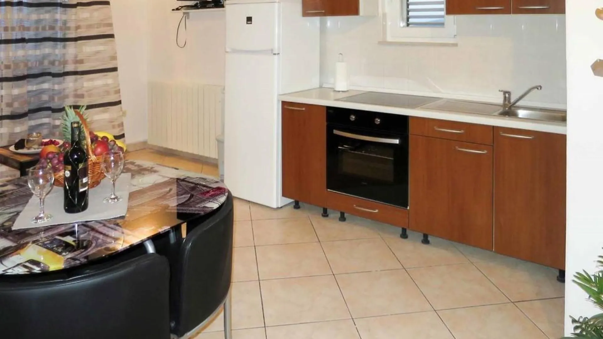 Sea-View Apartments With Pool, Terrace, And Outdoor Lounge In Scenic Ciovo Island Trogir