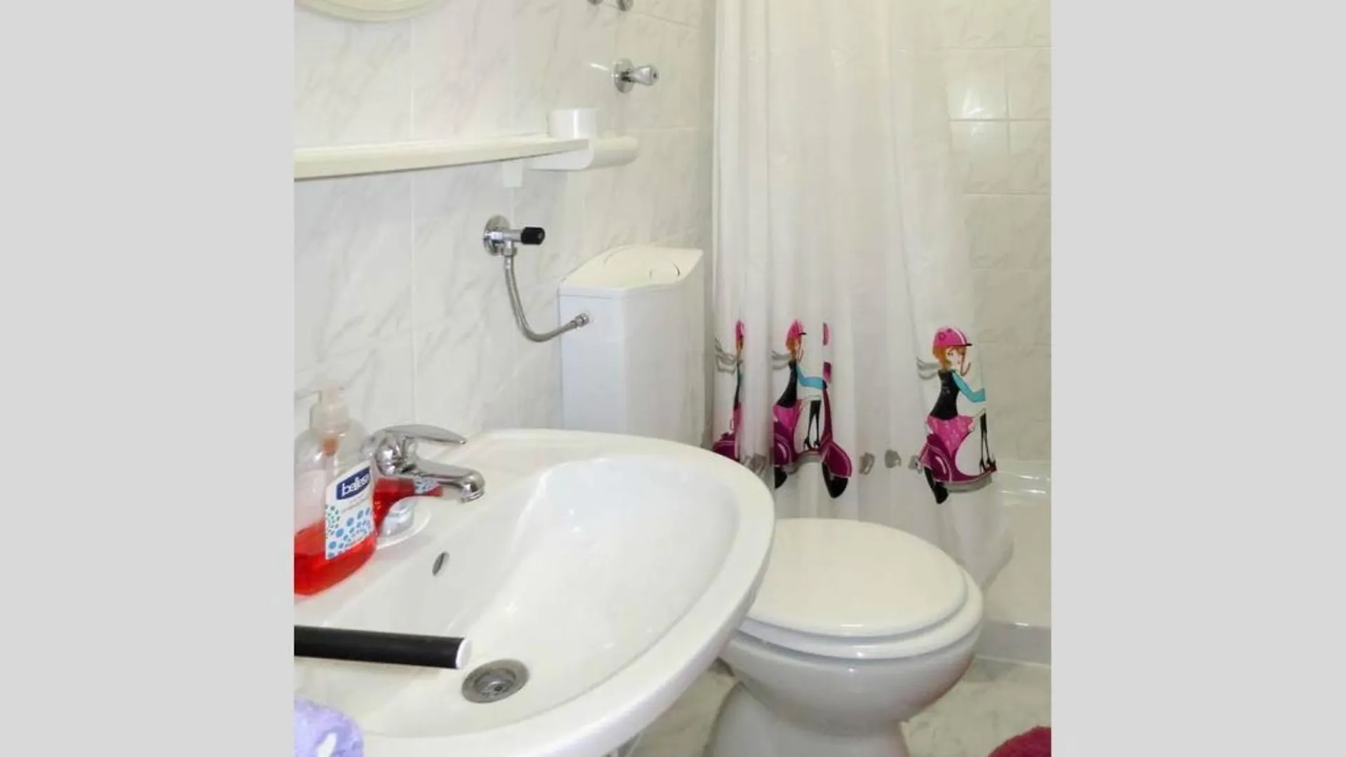 Sea-View Apartments With Pool, Terrace, And Outdoor Lounge In Scenic Ciovo Island Trogir